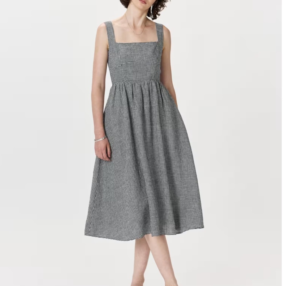 Quince NWT 100% linen fit and flare midi dress